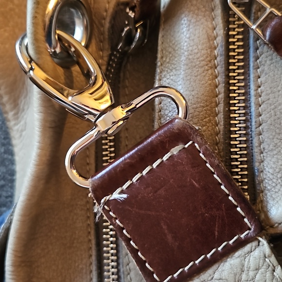 Roots Vintage Leather Messanger Bag - Picture 6 of 10